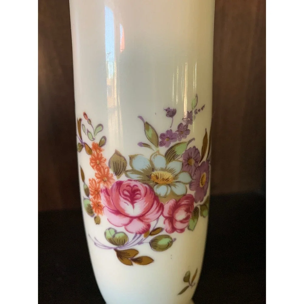 Lefton Bud Vase Floral Butterfly XA8132 Gold Trim Vintage‎ 7 3/4in